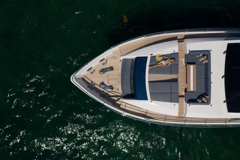 Olivia Rb Yacht Photos Pics 