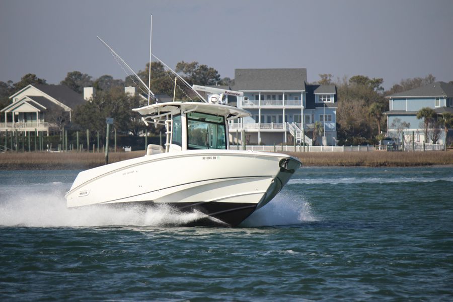 2011 Boston Whaler 320 Outrage