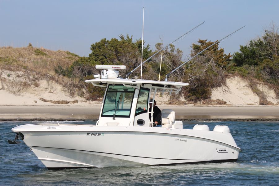 2011 Boston Whaler 320 Outrage