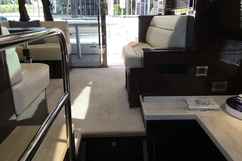 Keep Paddlin Yacht Photos Pics Interior of 2019 Galeon 430 HTC yacht with modern seating and sleek design.