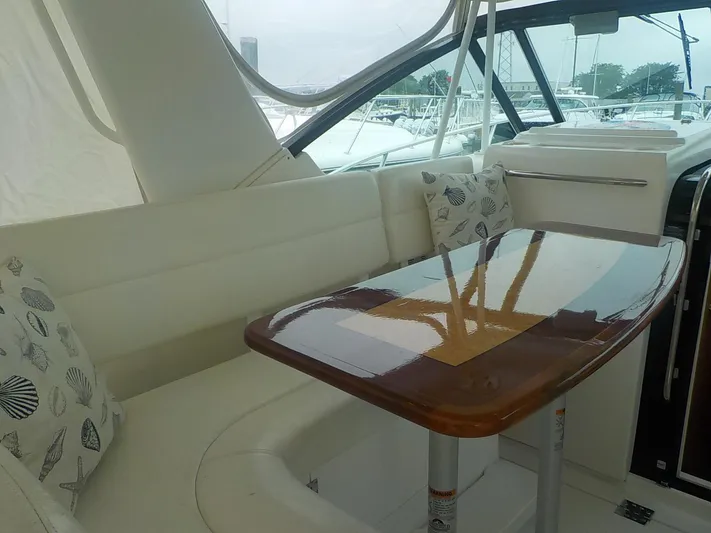 " Romanic" Yacht Photos Pics L-Lounge w/ Custom Table