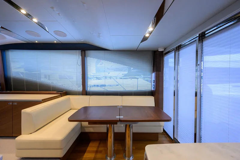 Rockon Yacht Photos Pics Princess S60 RockOn - Dinette, Table and Seating