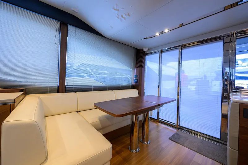 Rockon Yacht Photos Pics Princess S60 RockOn - Dinette, Table and Seating