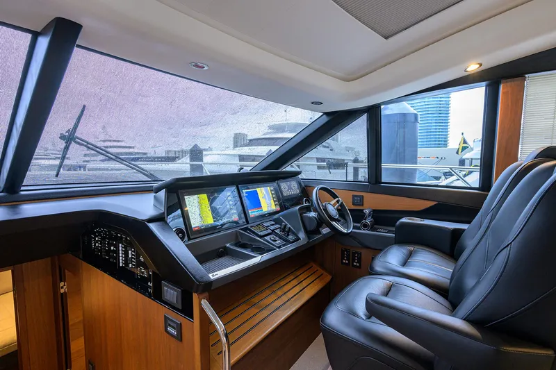 Rockon Yacht Photos Pics Princess S60 RockOn - Lower Helm, Seating and Electronics