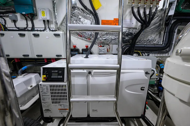 Rockon Yacht Photos Pics Princess S60 RockOn - Engine Room