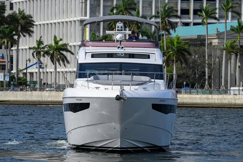 Rockon Yacht Photos Pics Princess S60 RockOn - Bow Profile