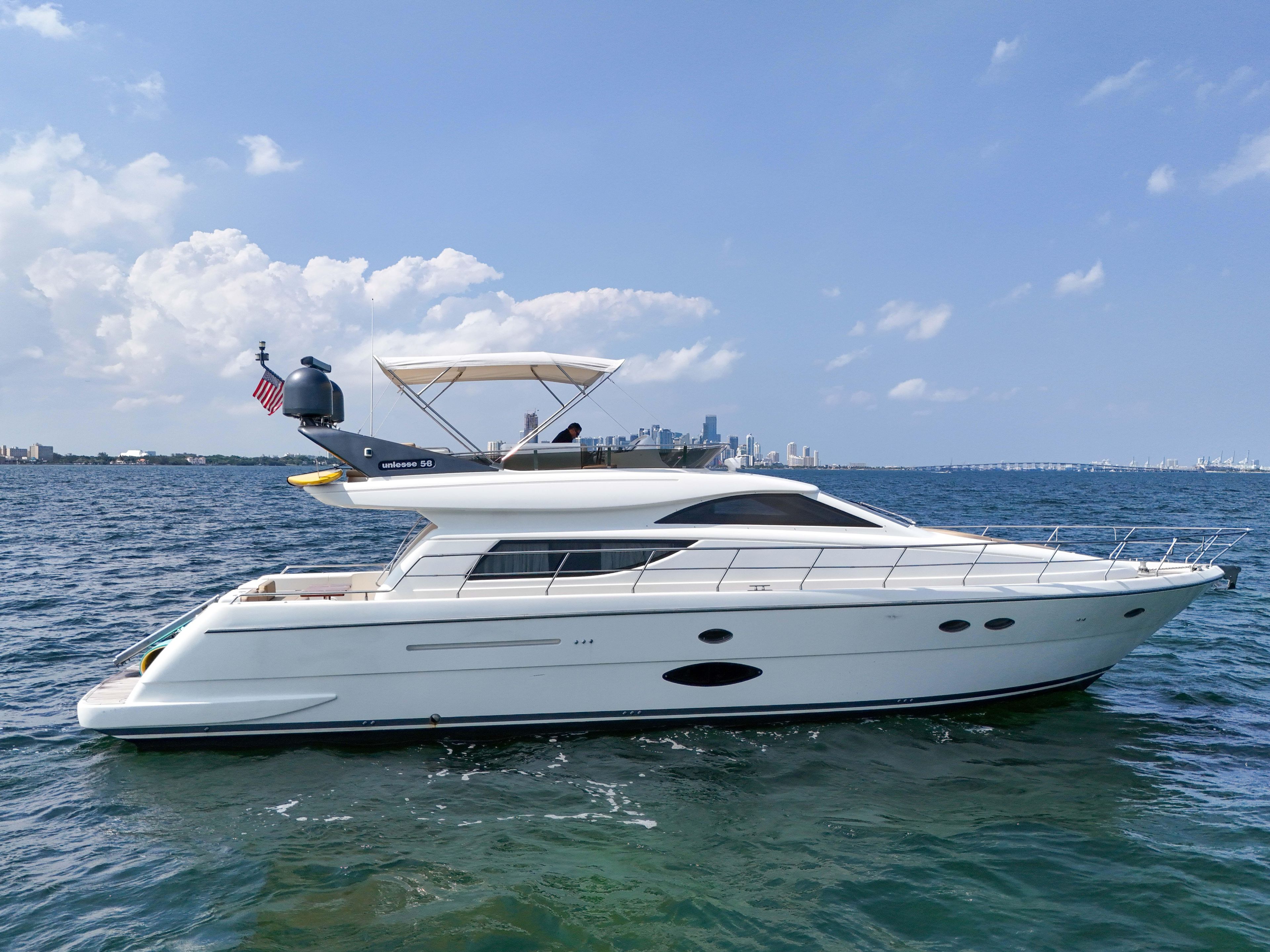 Yacht