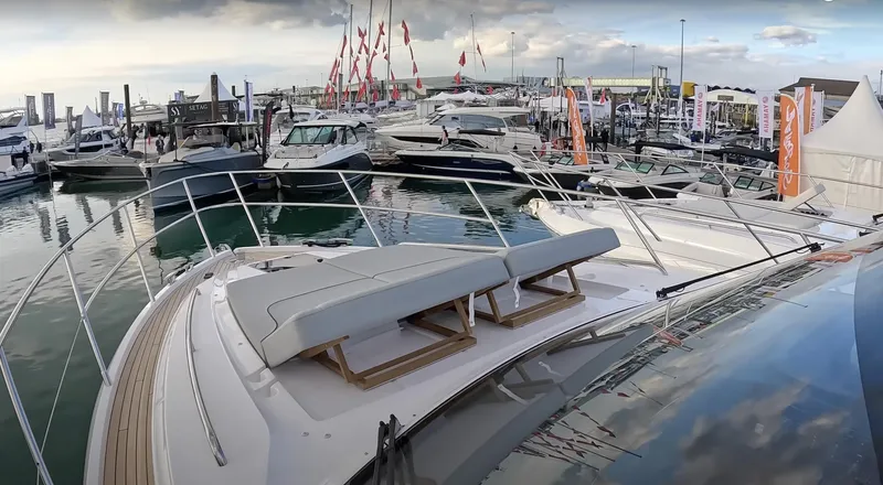  Yacht Photos Pics Princess F50 2024 occasion neuf vente yacht for sale