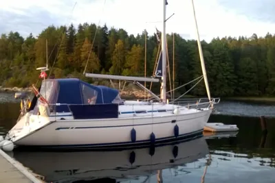 2001 Bavaria 37