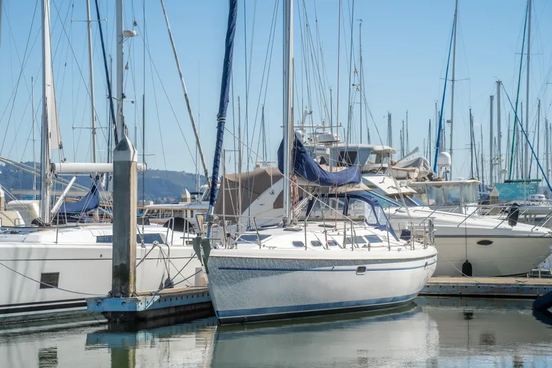 Aries Yacht Photos Pics 