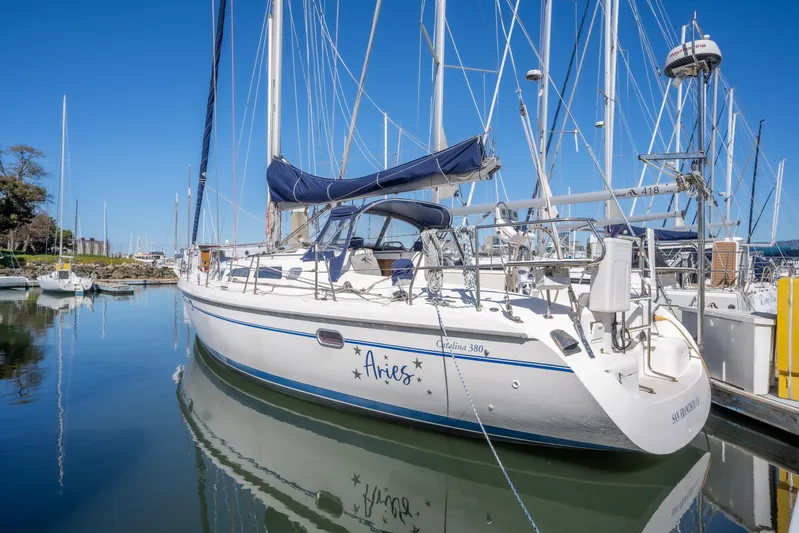 Aries Yacht Photos Pics 
