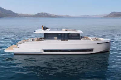 De Antonio Yachts D60