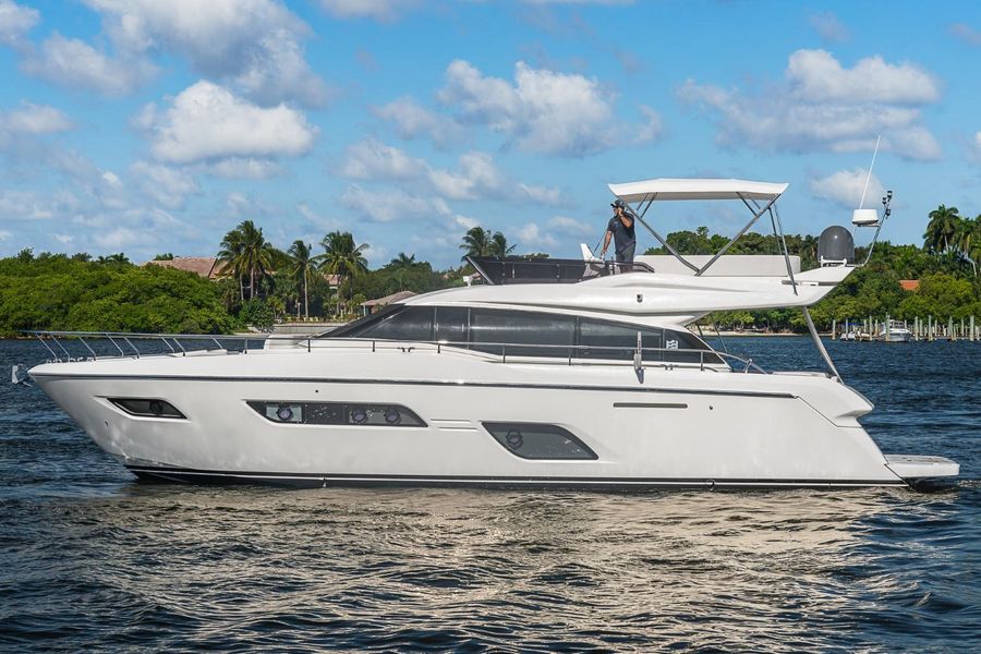 2018 Ferretti Yachts 550