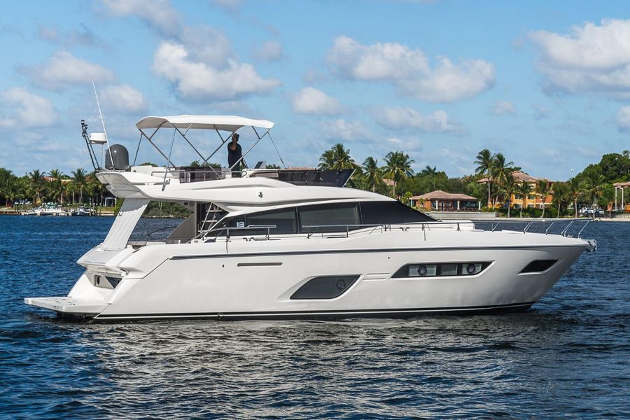 2018 Ferretti Yachts 550