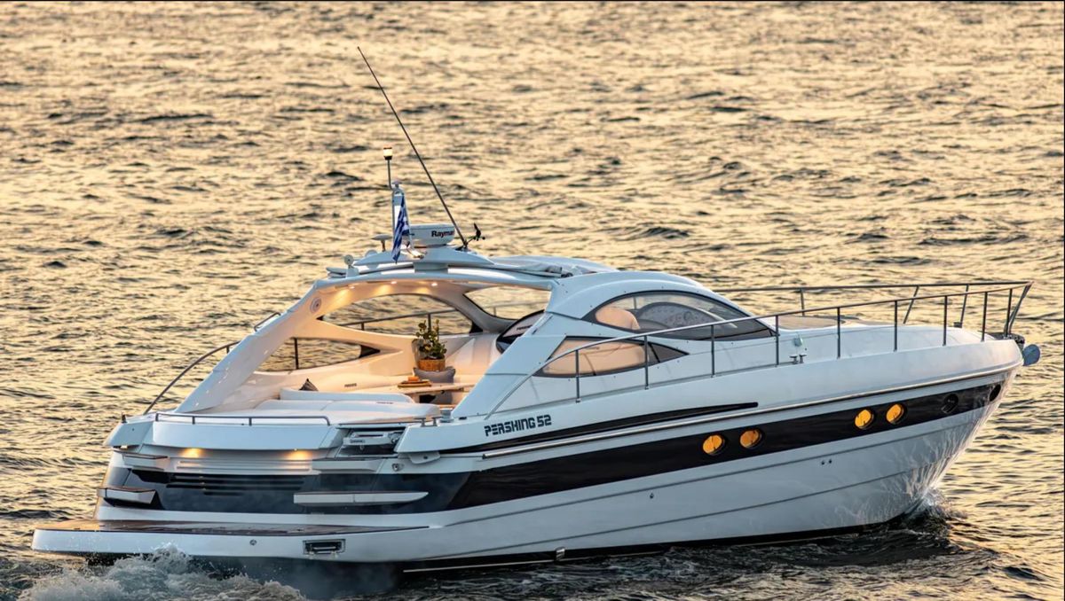 2002 Pershing 54 