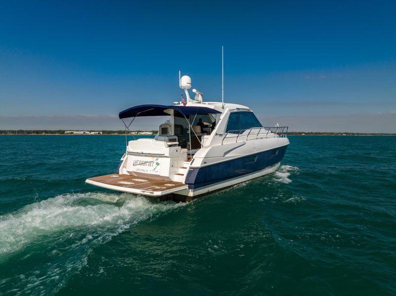 2011 cruisers yachts 48 cantius