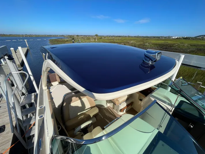 Heritage Edition Yacht Photos Pics 