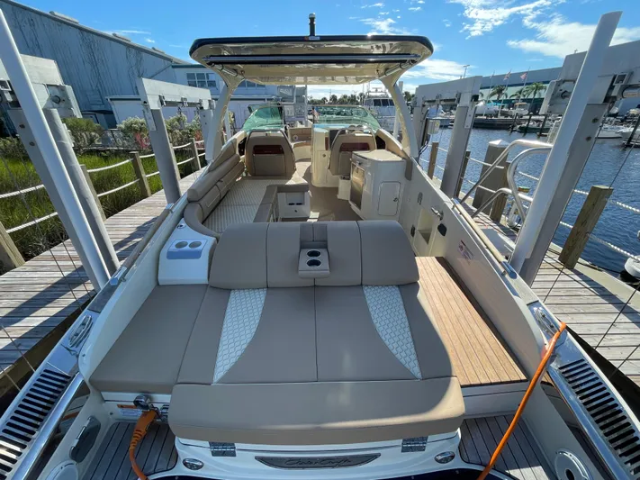 Heritage Edition Yacht Photos Pics 