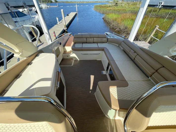 Heritage Edition Yacht Photos Pics 