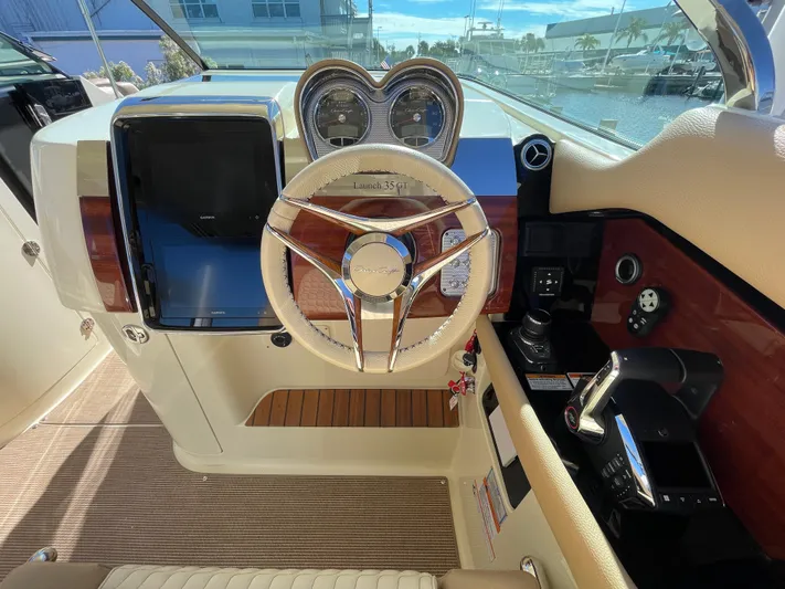 Heritage Edition Yacht Photos Pics 