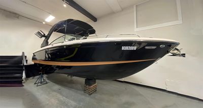 2023 Chaparral 26 Surf
