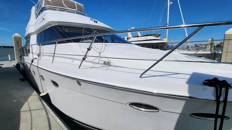 Escapade Yacht Photos Pics 