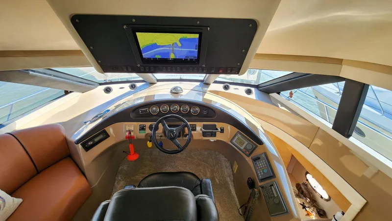 Escapade Yacht Photos Pics 