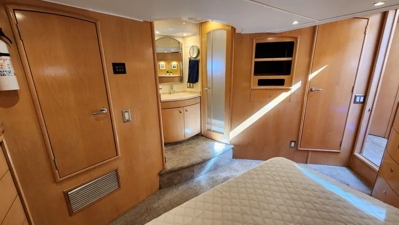 Escapade Yacht Photos Pics 