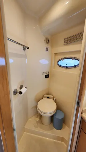 Escapade Yacht Photos Pics 