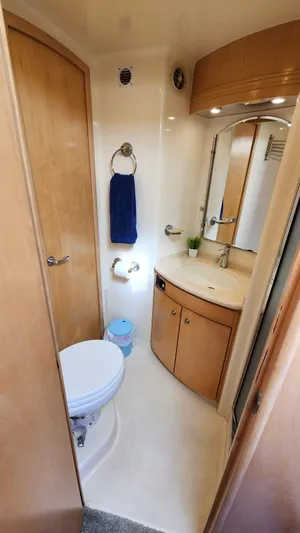 Escapade Yacht Photos Pics 