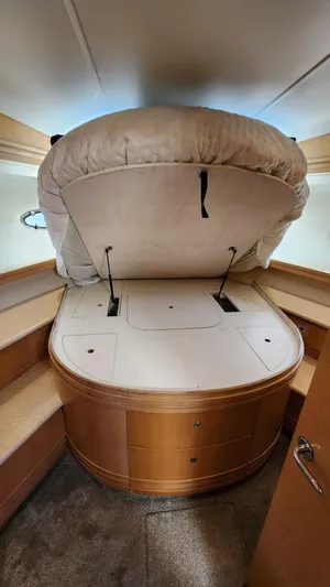 Escapade Yacht Photos Pics 