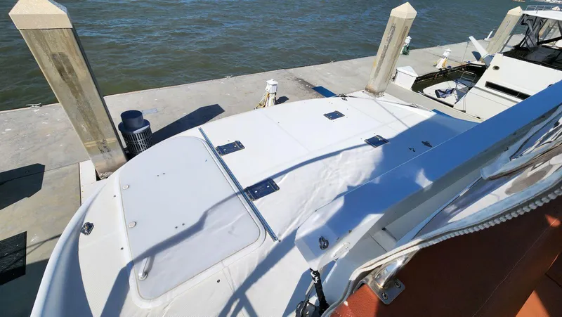 Escapade Yacht Photos Pics 