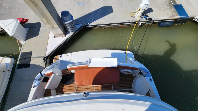 Escapade Yacht Photos Pics 