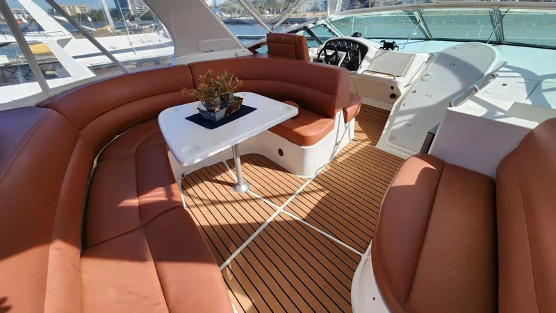 Escapade Yacht Photos Pics 