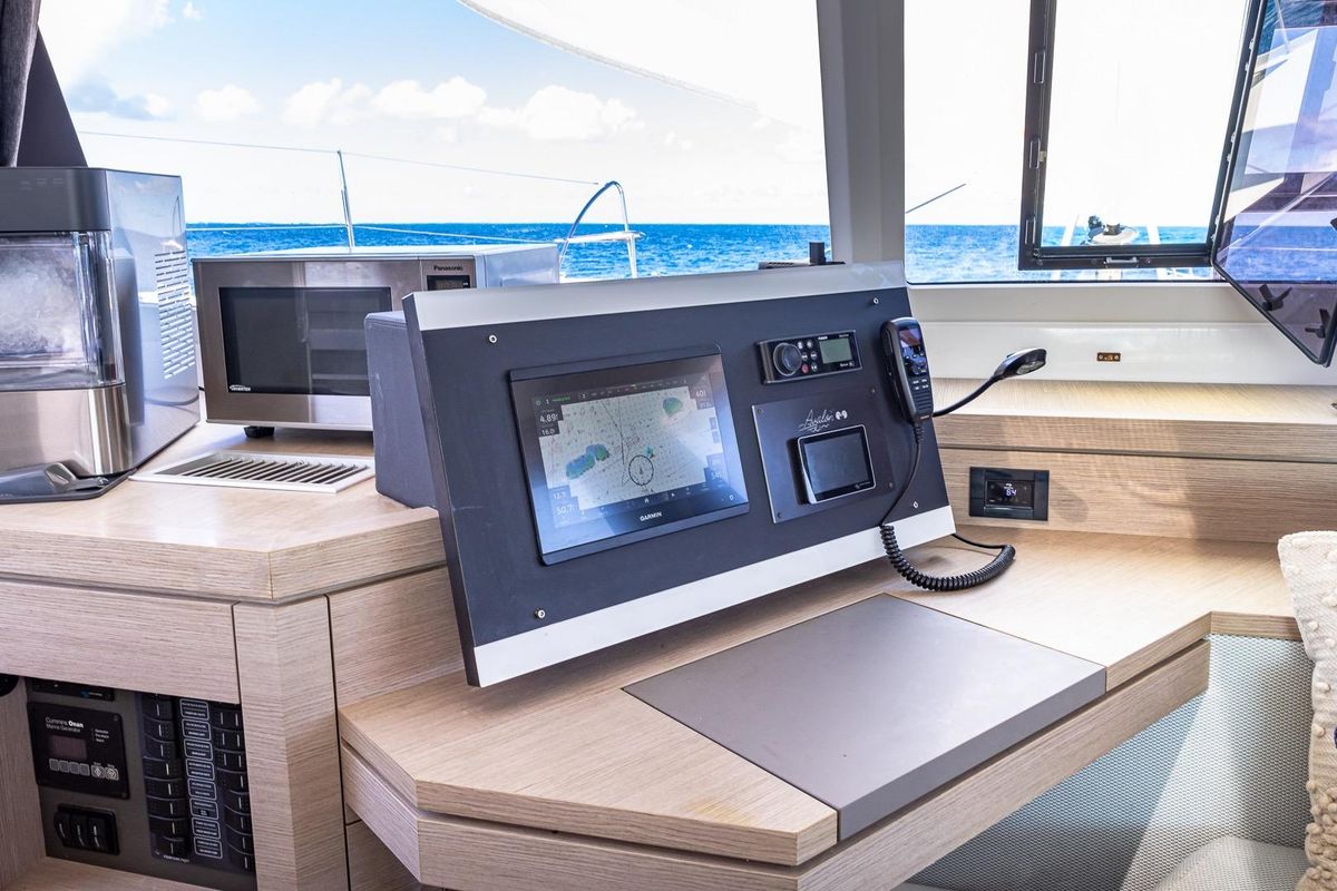 2020 Fountaine Pajot 46 