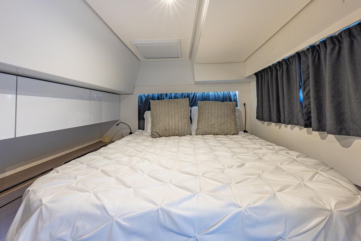 2020 Fountaine Pajot 46 