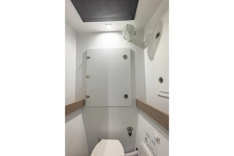 Happy Here Yacht Photos Pics 2020 Fountaine Pajot Saona 47 yacht bathroom with modern fixtures and compact design.