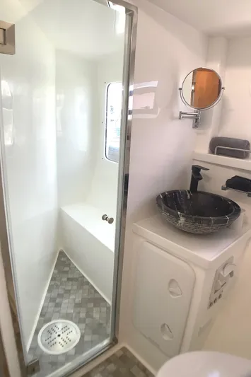 Alesha D Yacht Photos Pics 