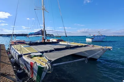 1985 Custom Catamarano