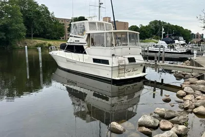Viking Boats 44 Motor Yacht