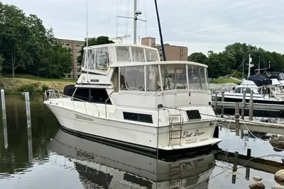 Viking Boats 44 Motor Yacht