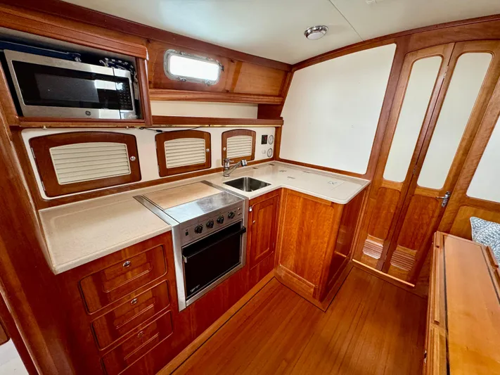 Odyssey Yacht Photos Pics 