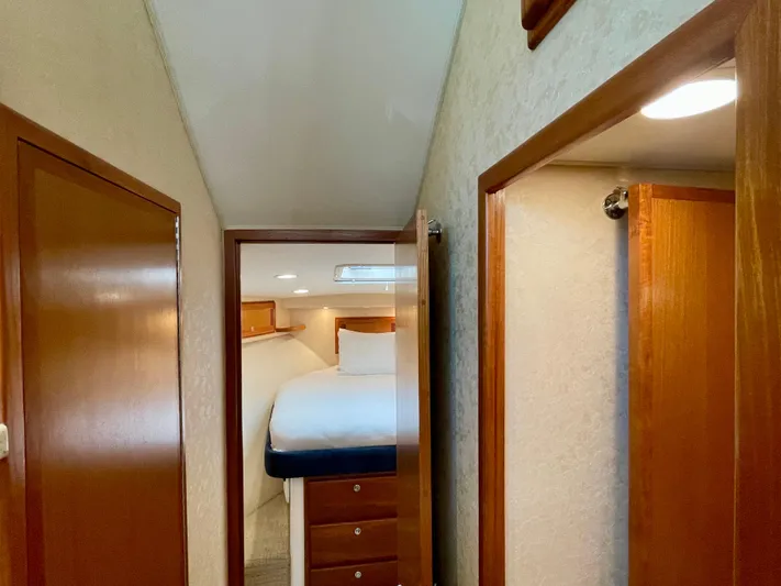 J-9 Yacht Photos Pics 