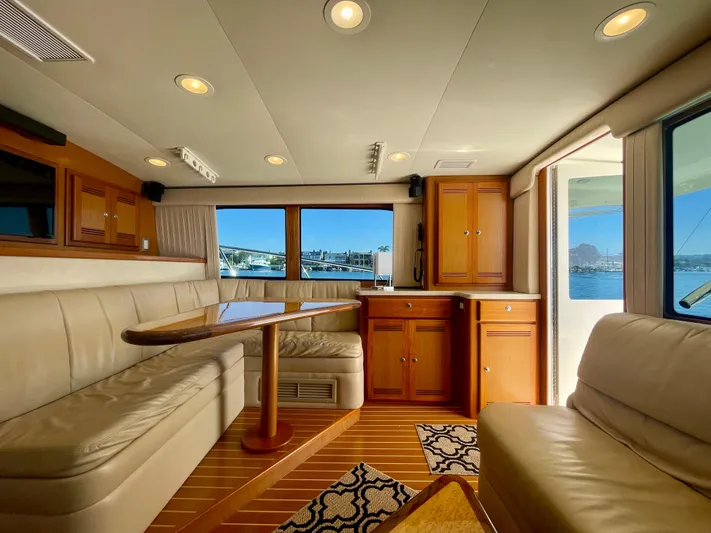 J-9 Yacht Photos Pics 