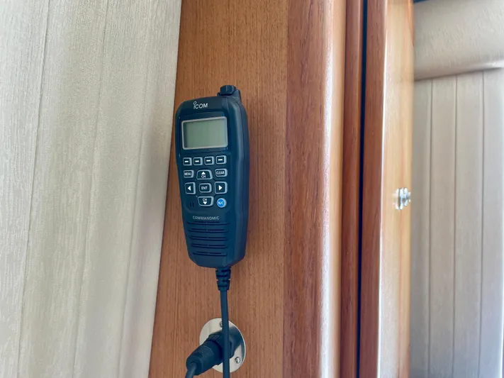 J-9 Yacht Photos Pics 