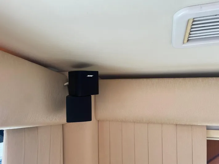 J-9 Yacht Photos Pics 