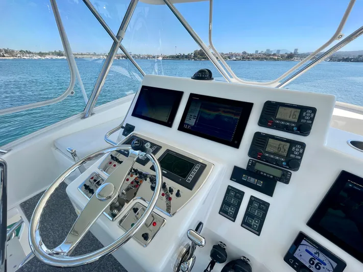 J-9 Yacht Photos Pics 