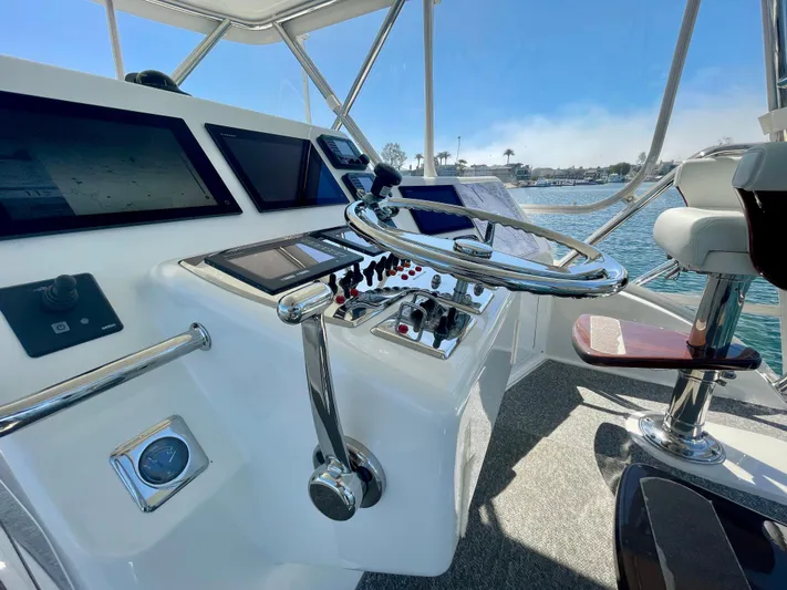 J-9 Yacht Photos Pics 