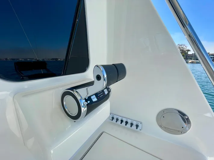 J-9 Yacht Photos Pics 