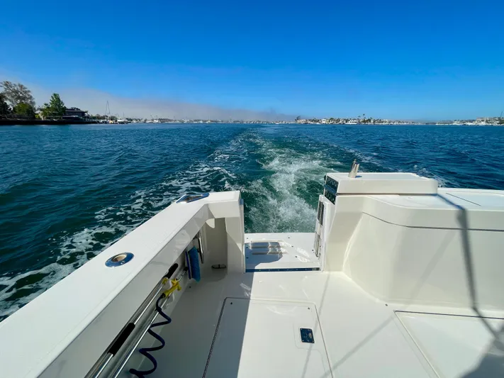 J-9 Yacht Photos Pics 